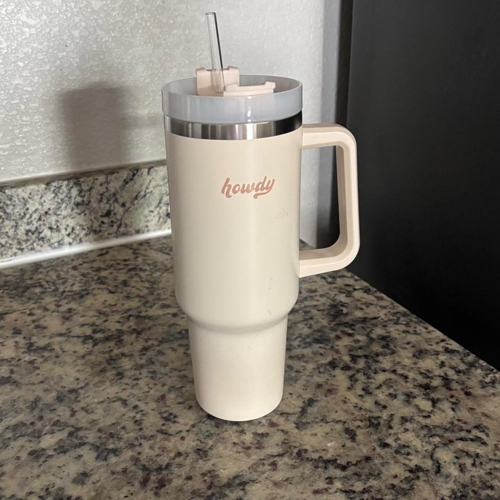 Altar’d State Cream Tumbler with Straw
